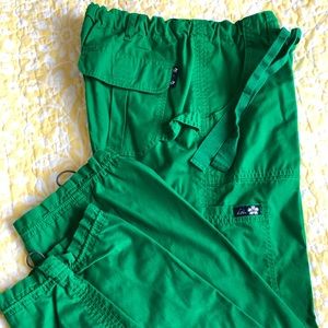 Koi Scrubs- Lindsey PETITE Cargo Scrub Pants